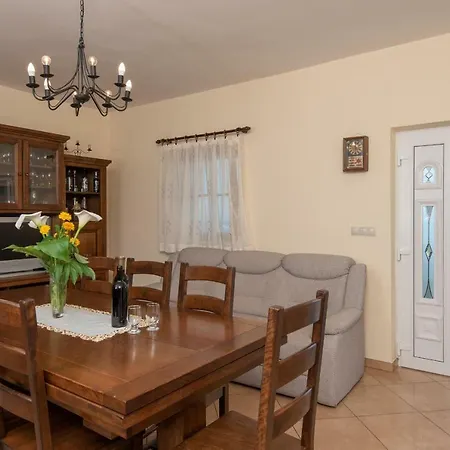 Holiday Villa Natura