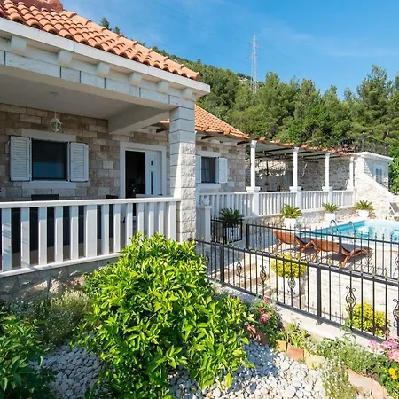 Vila Holiday Villa Natura Orebic
