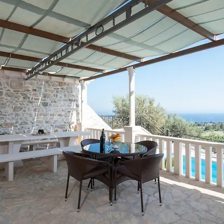 Vila Holiday Villa Natura *