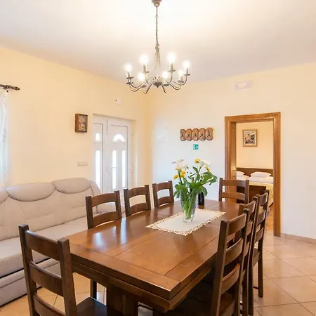 Holiday Villa Natura