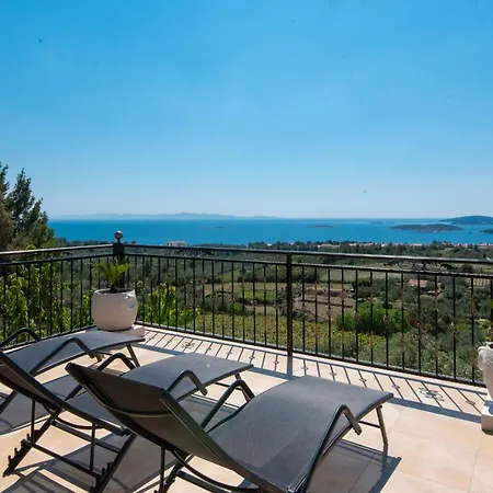Holiday Villa Natura Vila *