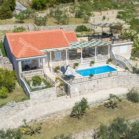 Holiday Villa Natura *
